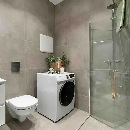 Apartment In The Heart Of *
